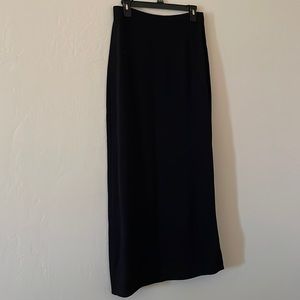 St John Evenings black skirt size 10 straight w slit